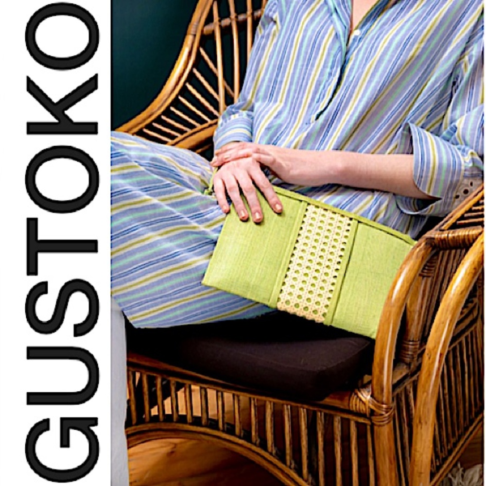 GUSTOKO. NWT.“Isla Lime” Hand woven wristlet.Vegan.Made in the 🇵🇭 Philippines.